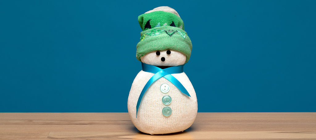 How to Make a No-Sew Sock Snowman